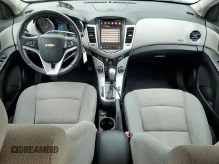 2013 Chevrolet Cruze 1LT with VIN 1G1PC5SBXD7203047, listed as a Copart auction lot 52598515 with 147,948 mi miles and Salvage Title. Bid and sale history available at carsss.com. Image 8.