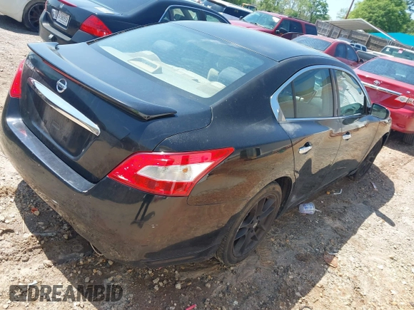 2011 Nissan Maxima SV z VIN 1N4AA5AP2BC860662, wystawiony jako IAAI lot #41960681 z przebiegiem 219 252 mil mil oraz . Historia ofert i sprzedaży dostępna na DreamBid. Obrazek 4.