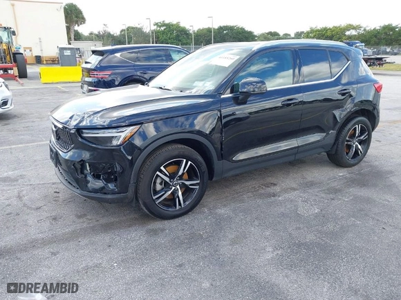 2024 Volvo XC40 Core Bright Theme with VIN YV4L12UK0R2336862, listed as a IAAI auction lot 41185260 with 19,003 mi miles. Bid and sale history available at carsss.com. Image 2.