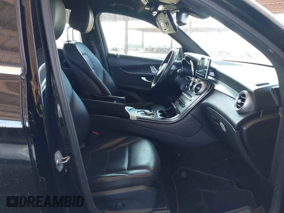 2018 Mercedes-Benz GLC 300 with VIN WDC0G4JB8JV019333, listed as a IAAI auction lot 42059817 with 110,499 mi miles and . Bid and sale history available at DreamBid. Image 5.