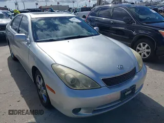 2005 Lexus ES 350 z VIN JTHBA30GX55106887, wystawiony jako IAAI lot #41548925 z przebiegiem 153 585 mil mil oraz . Historia ofert i sprzedaży dostępna na DreamBid. Obrazek 1.