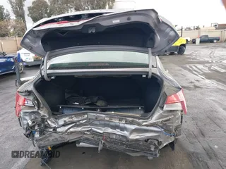 2022 Hyundai Elantra Blue z VIN KMHLM4AJ9NU031372, wystawiony jako IAAI lot #41524681 z przebiegiem 69 060 mil mil oraz . Historia ofert i sprzedaży dostępna na DreamBid. Obrazek 17.