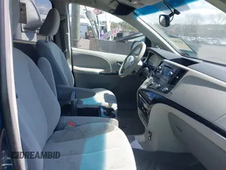 2012 Toyota Sienna LE AAS with VIN 5TDKK3DC7CS274726, listed as a IAAI auction lot 42126219 with 184,158 mi miles. Bid and sale history available at carsss.com. Image 5.