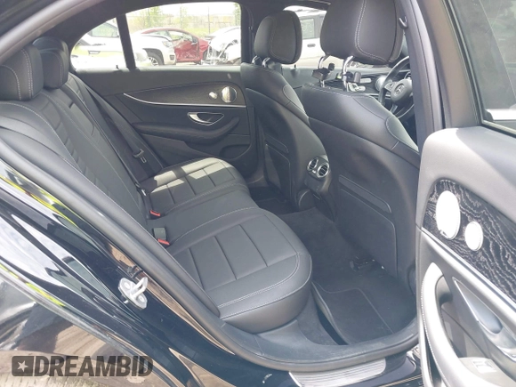 2018 Mercedes-Benz E with VIN WDDZF4KB2JA381699, listed as a IAAI auction lot 39407980 with 52,865 mi miles. Bid and sale history available at carsss.com. Image 8.