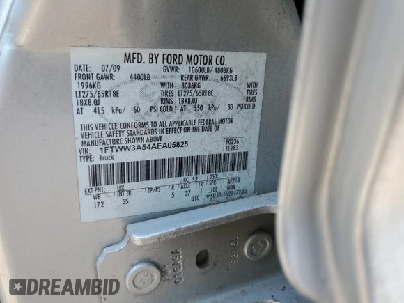 2010 Ford F-350 z VIN 1FTWW3A54AEA05825, wystawiony jako Copart lot #52912535 z przebiegiem 325 071 mil mil oraz Szkoda całkowita • Salvage title. Historia ofert i sprzedaży dostępna na DreamBid. Obrazek 12.