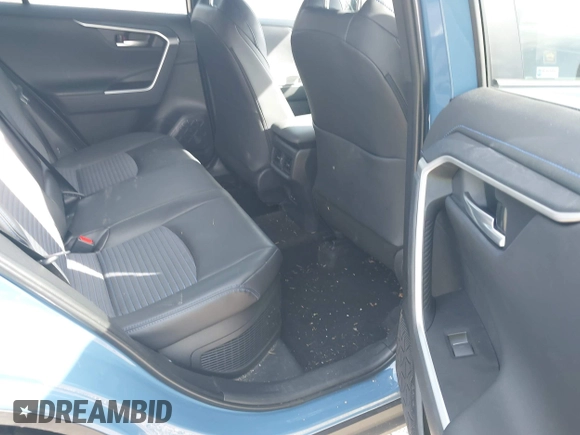 2024 Toyota RAV4 Hybrid XSE z VIN 2T3E6RFV9RW075770, wystawiony jako IAAI lot #42036065 z przebiegiem 33 099 mil mil oraz . Historia ofert i sprzedaży dostępna na DreamBid. Obrazek 8.