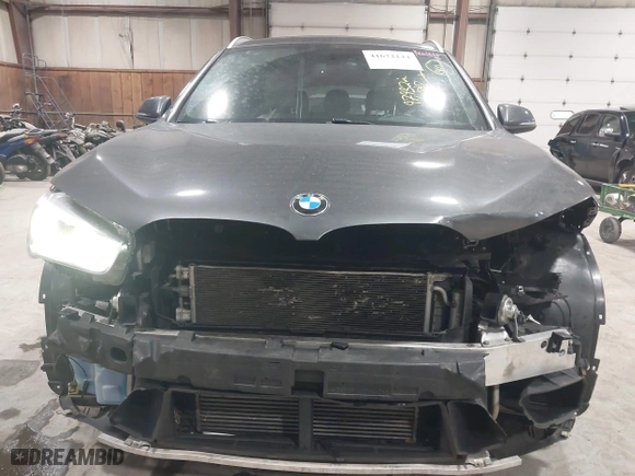2016 BMW X1 xDrive28i with VIN WBXHT3C3XG5E47536, listed as a IAAI auction lot 41672144 with 97,932 mi miles. Bid and sale history available at carsss.com. Image 6.