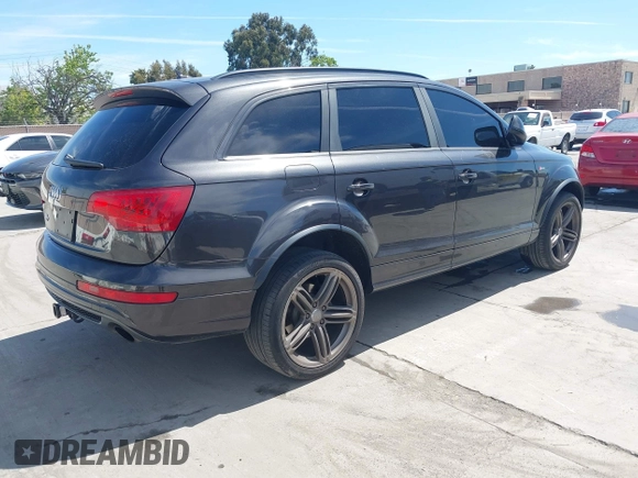 2012 Audi Q7 3.0T S line with VIN WA1DGAFEXCD009172, listed as a IAAI auction lot 42029533 with 105,815 mi miles. Bid and sale history available at carsss.com. Image 4.