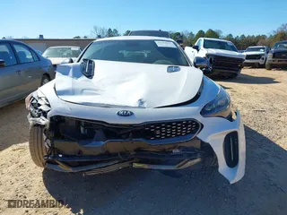 2019 Kia Stinger GT with VIN KNAE35LC8K6050559, listed as a IAAI auction lot 41699927 with 85,944 mi miles. Bid and sale history available at carsss.com. Image 13.