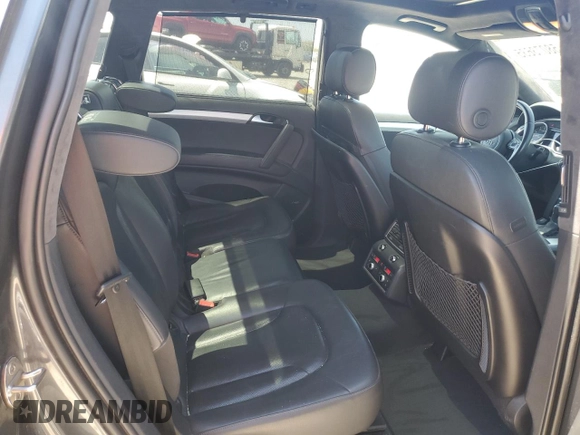2015 Audi Q7 S line Prestige with VIN WA1DGAFE9FD002055, listed as a Copart auction lot 58073635 with 165,304 mi miles and Salvage title. Bid and sale history available at DreamBid. Image 10.