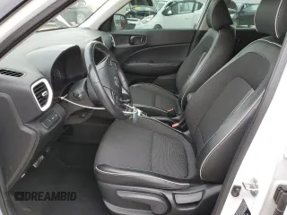 2022 Hyundai Venue Limited with VIN KMHRC8A3XNU184803, listed as a Copart auction lot 52753325 with 76,137 mi miles and Salvage Title. Bid and sale history available at DreamBid. Image 7.