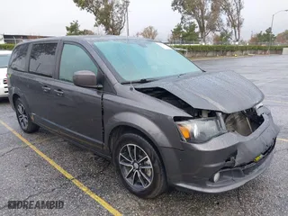 2019 Dodge Grand Caravan SE with VIN 2C4RDGBG2KR509188, listed as a IAAI auction lot 41483849 with 140,227 mi miles. Bid and sale history available at carsss.com. Image 1.