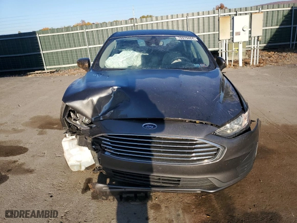 2019 Ford Fusion SE with VIN 3FA6P0HD0KR245435, listed as a Copart auction lot 76979464 with 62,221 mi miles and Salvage Title. Bid and sale history available at carsss.com. Image 5.