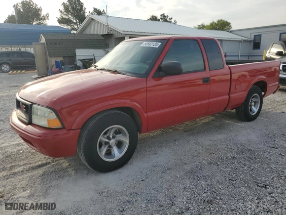 2002 GMC Sonoma SLS with VIN 1GTCS195828118247, listed as a Copart auction lot 53692135 with 198,055 mi miles and Clean Title. Bid and sale history available at carsss.com. Image 1.