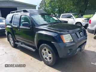 2007 Nissan Xterra SE z VIN 5N1AN08W97C517493, wystawiony jako IAAI lot #42243436 z przebiegiem 305 906 mil mil oraz . Historia ofert i sprzedaży dostępna na DreamBid. Obrazek 1.