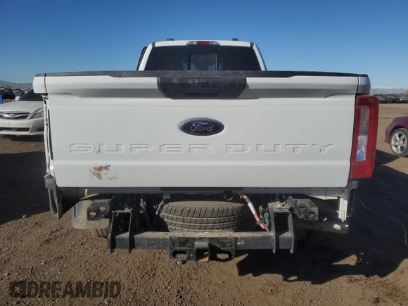 2024 Ford F-250 XL with VIN 1FT7W2BT9RED21292, listed as a Copart auction lot 87669075 with 12,842 mi miles and Salvage title. Bid and sale history available at DreamBid. Image 6.