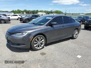 2015 Chrysler 200 S z VIN 1C3CCCBB1FN731296, wystawiony jako Copart lot #57788935 z przebiegiem 203 236 mil mil oraz Szkoda całkowita • Salvage title. Historia ofert i sprzedaży dostępna na DreamBid. Obrazek 1.