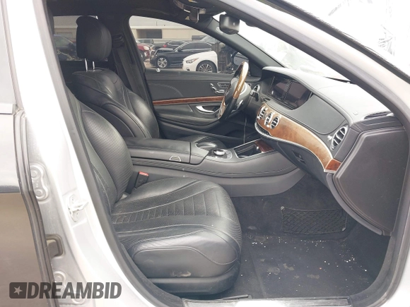 2014 Mercedes-Benz S 550 z VIN WDDUG8FB9EA048639, wystawiony jako IAAI lot #41399607 z przebiegiem 100 186 mil mil oraz . Historia ofert i sprzedaży dostępna na DreamBid. Obrazek 5.