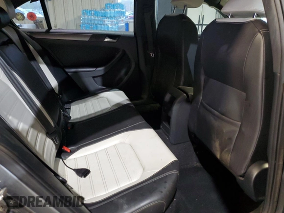 2016 Volkswagen Jetta Sport z VIN 3VWD17AJ3GM255521, wystawiony jako Copart lot #55314695 z przebiegiem 157 197 mil mil oraz Szkoda całkowita • Salvage title. Historia ofert i sprzedaży dostępna na DreamBid. Obrazek 10.
