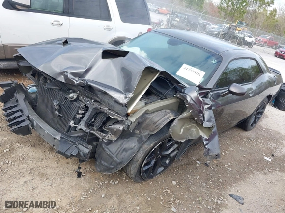 2019 Dodge Challenger SXT with VIN 2C3CDZAG4KH530251, listed as a IAAI auction lot 41749106 with 101,643 mi miles. Bid and sale history available at carsss.com. Image 18.