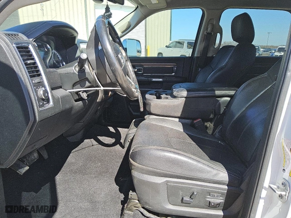 2018 Ram 2500 Laramie with VIN 3C6UR5FL5JG202357, listed as a Copart auction lot 45406905 with 244,366 mi miles and Clean Title. Bid and sale history available at carsss.com. Image 7.