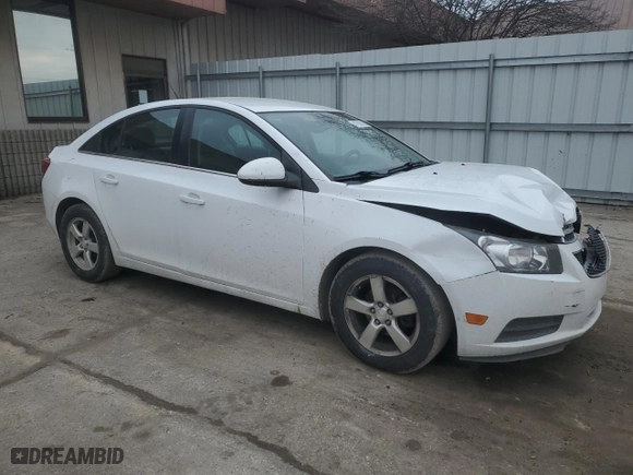 2014 Chevrolet Cruze 1LT with VIN 1G1PC5SB6E7265367, listed as a Copart auction lot 47296165 with 189,678 mi miles and Salvage Title. Bid and sale history available at carsss.com. Image 4.