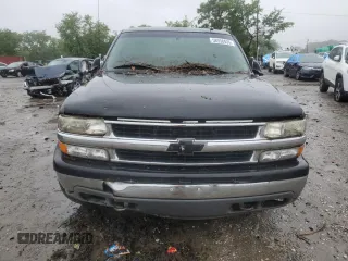 2003 Chevrolet Suburban LT with VIN 3GNFK16Z93G151040, listed as a Copart auction lot 58938435 with 312,447 mi miles and Clean title. Bid and sale history available at DreamBid. Image 5.