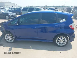 2010 Honda Fit Sport с VIN JHMGE8H4XAC025203, выставлен на аукционе IAAI как лот 42265296 с пробегом 172 352 миль миль и . История ставок и продаж доступна на DreamBid. Изображение 15.