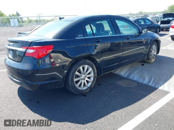 2014 Chrysler 200 Touring with VIN 1C3CCBBB6EN140731, listed as a IAAI auction lot 41987771 with 218,148 mi miles. Bid and sale history available at carsss.com. Image 4.