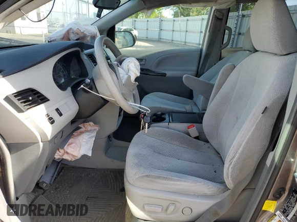 2013 Toyota Sienna LE AAS with VIN 5TDKK3DC8DS285333, listed as a Copart auction lot 54120625 with 136,389 mi miles and Salvage title. Bid and sale history available at DreamBid. Image 7.