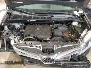 2019 Toyota Sienna XLE with VIN 5TDDZ3DC0KS218985, listed as a Copart auction lot 62550935 with 42,925 mi miles and Salvage title. Bid and sale history available at DreamBid. Image 12.