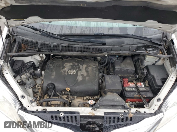 2017 Toyota Sienna LE Auto Access Seat с VIN 5TDKZ3DC4HS840442, выставлен на аукционе Copart как лот 52109575 с пробегом 124 257 миль миль и На запчасти • Non repairable. История ставок и продаж доступна на DreamBid. Изображение 12.