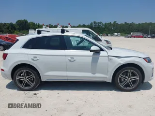 2023 Audi Q5 S line Premium Plus с VIN WA1E2AFY3P2087775, выставлен на аукционе IAAI как лот 42566888 с пробегом 10 456 миль миль и . История ставок и продаж доступна на DreamBid. Изображение 13.