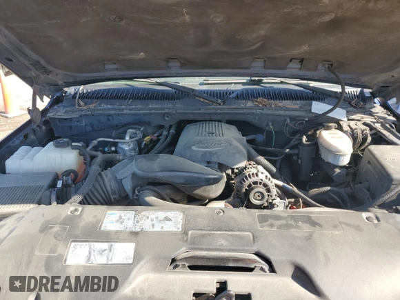 2003 Chevrolet Suburban LT z VIN 1GNEC16Z63J237235, wystawiony jako Copart lot #52782285 z przebiegiem 241 272 mil mil oraz Szkoda całkowita • Salvage title. Historia ofert i sprzedaży dostępna na DreamBid. Obrazek 12.