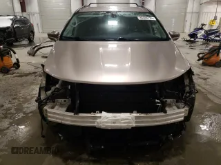 2018 Chrysler Pacifica Touring L z VIN 2C4RC1BGXJR153930, wystawiony jako Copart lot #88684735 z przebiegiem 64 822 mil mil oraz Szkoda całkowita • Salvage title. Historia ofert i sprzedaży dostępna na DreamBid. Obrazek 5.