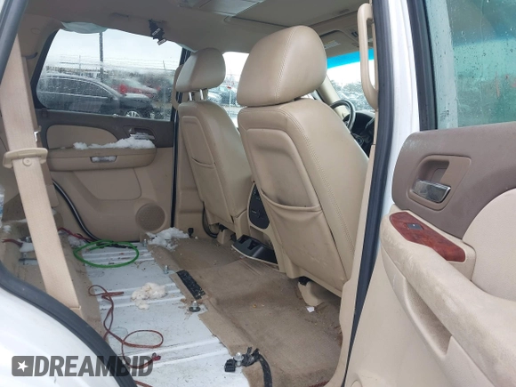 2011 GMC Yukon SLT with VIN 1GKS2CE03BR118690, listed as a IAAI auction lot 41941840 with 243,311 mi miles and . Bid and sale history available at DreamBid. Image 8.
