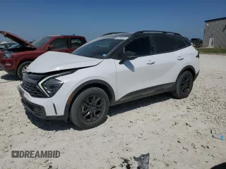 2023 Kia Sportage X-Pro z VIN 5XYK7CAF8PG043983, wystawiony jako Copart lot #50290225 z przebiegiem 23 889 mil mil oraz Szkoda całkowita • Salvage title. Historia ofert i sprzedaży dostępna na DreamBid. Obrazek 1.