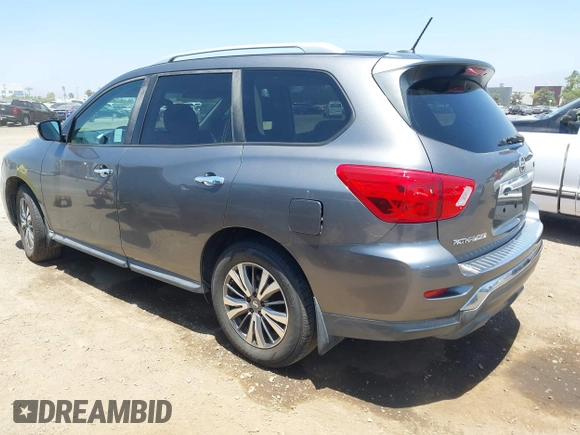 2017 Nissan Pathfinder S with VIN 5N1DR2MN5HC626920, listed as a IAAI auction lot 42557957 with 101,479 mi miles and . Bid and sale history available at DreamBid. Image 3.
