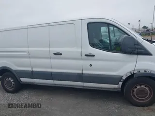 2017 Ford Transit с VIN 1FTYE9ZM6HKA23703, выставлен на аукционе IAAI как лот 41880601 с пробегом Не указан миль и . История ставок и продаж доступна на DreamBid. Изображение 14.