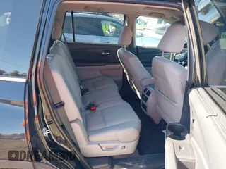 2019 Honda Pilot EX-L with VIN 5FNYF6H53KB007940, listed as a IAAI auction lot 38969204 with 52,677 mi miles. Bid and sale history available at carsss.com. Image 8.