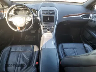 2020 Lincoln MKZ Reserve z VIN 3LN6L5F99LR601945, wystawiony jako Copart lot #54537505 z przebiegiem 120 003 mil mil oraz Nie do naprawy • Non repairable. Historia ofert i sprzedaży dostępna na DreamBid. Obrazek 8.