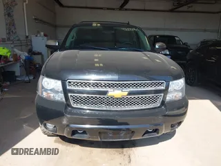 2012 Chevrolet Suburban LTZ with VIN 1GNSKKE79CR152533, listed as a IAAI auction lot 42191961 with 175,618 mi miles. Bid and sale history available at carsss.com. Image 12.