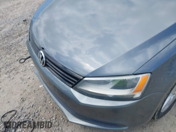 2012 Volkswagen Jetta TDI w/Premium & Nav с VIN 3VWLL7AJ0CM341353, выставлен на аукционе IAAI как лот 42206057 с пробегом 193 091 миль миль и . История ставок и продаж доступна на DreamBid. Изображение 6.