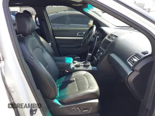 2016 Ford Explorer XLT with VIN 1FM5K8DHXGGA72450, listed as a IAAI auction lot 42019233 with 184,499 mi miles. Bid and sale history available at carsss.com. Image 5.