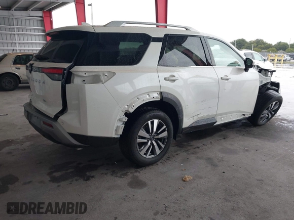 2024 Nissan Pathfinder SL z VIN 5N1DR3CA7RC312806, wystawiony jako IAAI lot #41354638 z przebiegiem 1 148 mil mil oraz . Historia ofert i sprzedaży dostępna na DreamBid. Obrazek 4.