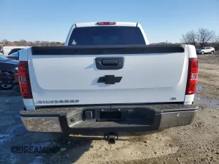 2013 Chevrolet Silverado 1500 LT with VIN 3GCPKSE71DG149447, listed as a Copart auction lot 44828265 with 231,538 mi miles and Salvage Title. Bid and sale history available at DreamBid. Image 6.