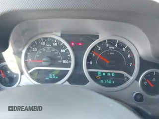 2007 Jeep Wrangler Unlimited Sahara with VIN 1J4GA59187L116585, listed as a IAAI auction lot 41996297 with 151,961 mi miles and . Bid and sale history available at DreamBid. Image 7.