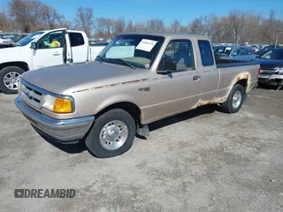 1996 Ford Ranger XL z VIN 1FTCR14U2TPB53948, wystawiony jako IAAI lot #41866170 z przebiegiem 164 675 mil mil oraz . Historia ofert i sprzedaży dostępna na DreamBid. Obrazek 2.