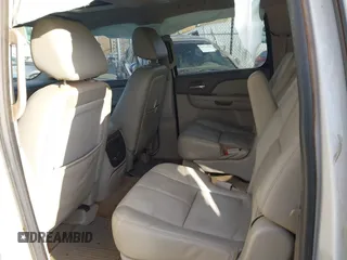 2009 GMC Yukon XL SLT w/4SB with VIN 1GKFC36J89R300675, listed as a IAAI auction lot 41301143 with 241,306 mi miles. Bid and sale history available at carsss.com. Image 8.
