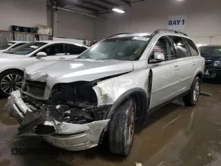 2010 Volvo XC90 I6 with VIN YV4982CZ9A1543491, listed as a Copart auction lot 77153574 with 77,568 mi miles and Salvage Title. Bid and sale history available at carsss.com. Image 1.